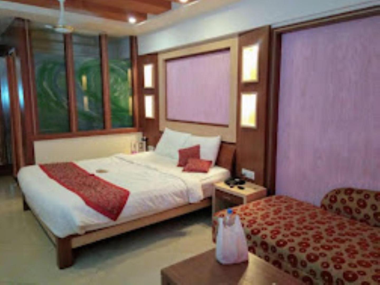 Blue Lily Beach Resort Puri Bagian luar foto