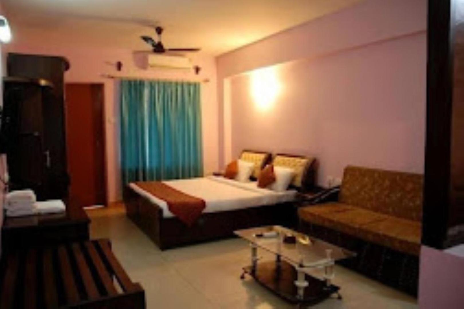 Blue Lily Beach Resort Puri Bagian luar foto
